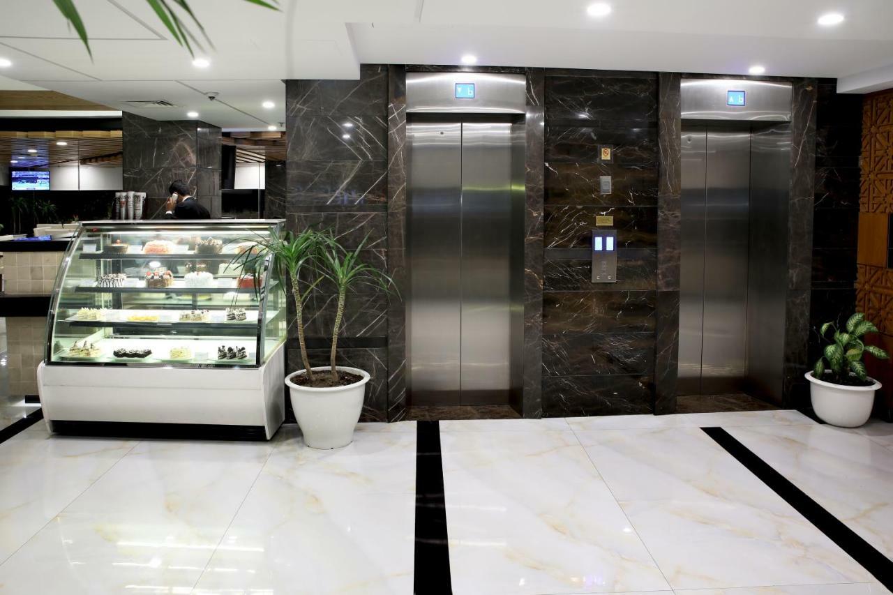 Avari Xpress Multan Exterior foto